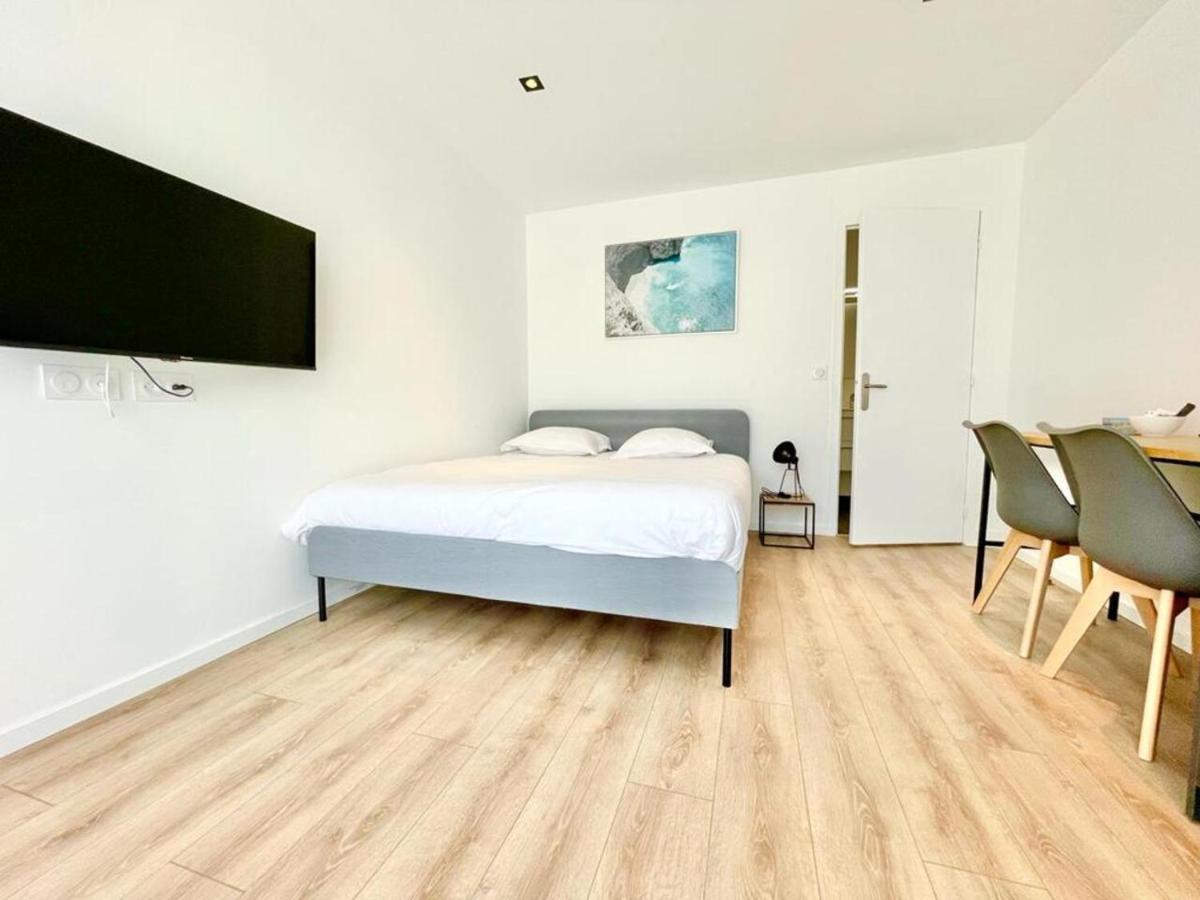 Residence Duguay - Centre Ville - Porte B - Appartements Tout Confort - Neuf - Nouveau Lorient Exterior photo